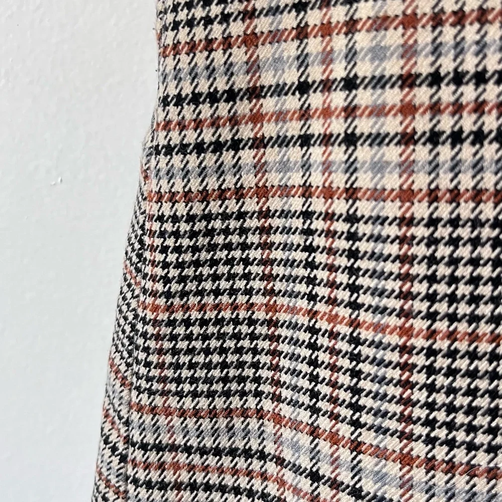 Plaid A-Line Skirt - Picture 4 of 4